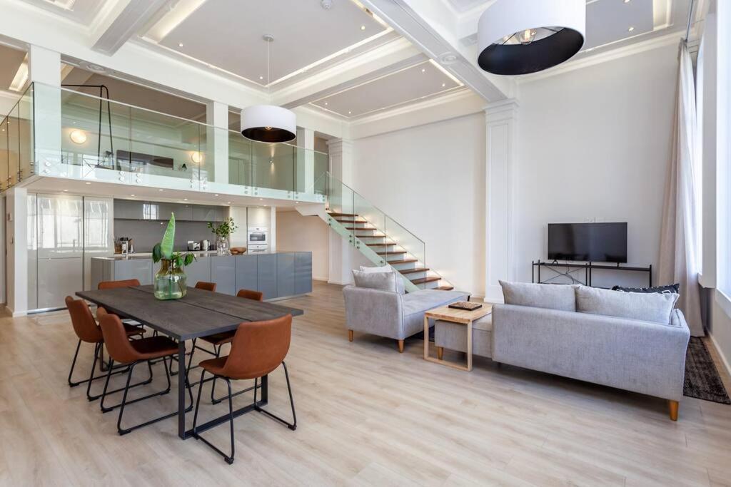 2 Bed Masterpiece In The City Address On Adderley * Cape Town