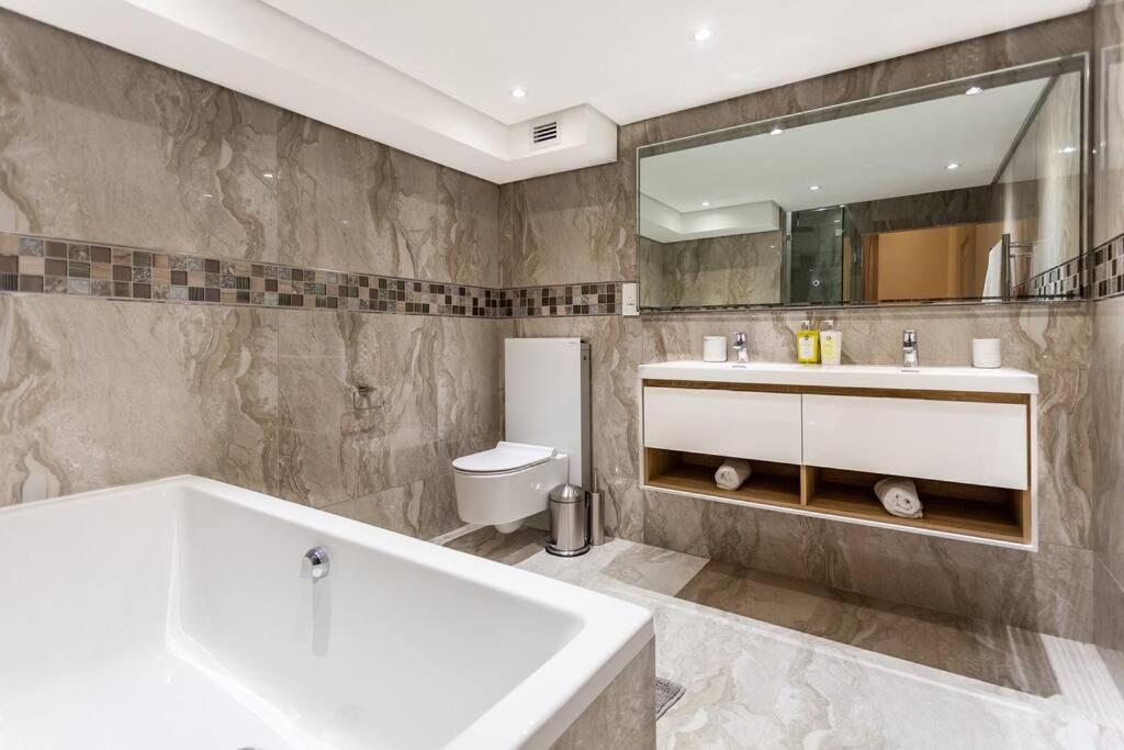 2 Bed Masterpiece In The City Address On Adderley