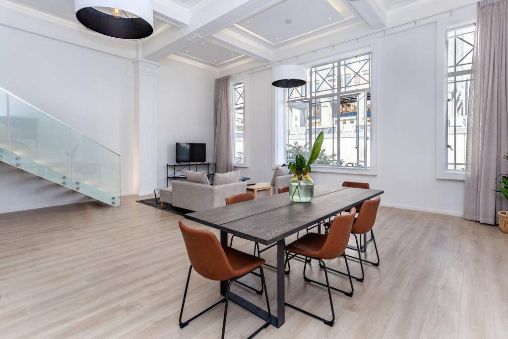 Apartment 2 Bed Masterpiece In The City Address On Adderley *